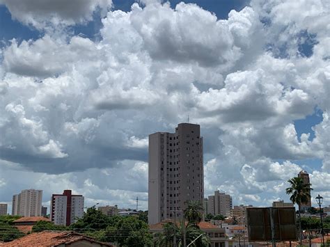 Tempo frente fria deve provocar chuvas isoladas no Triângulo Alto