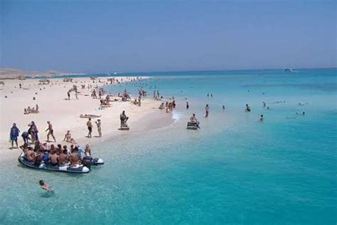 Île Giftun Tours à Hurghada, plongée en apnée mer rouge Egypte ...