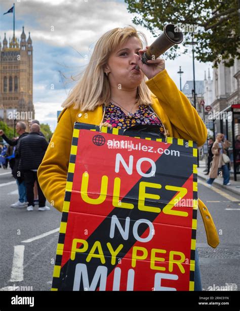 Manifestation anti ulez Banque de photographies et dimages à haute