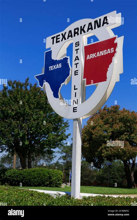 Texas State Line Sign Hi Res Stock Photography And Images Alamy