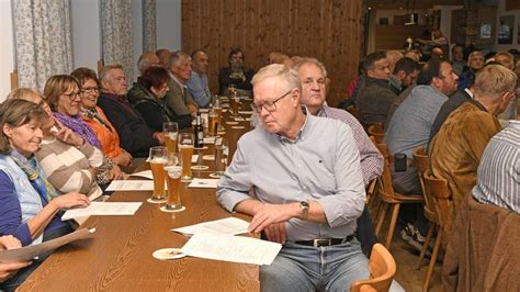 „in Egling Do Basst‘s“ Viele Themen Auf Bürgerversammlung