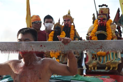 Thailand S Vegetarian Festival Is Painfully Awesome Huffpost