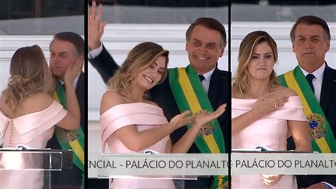 Em Show De Populismo Michelle Bolsonaro Discursa Em Libras E D