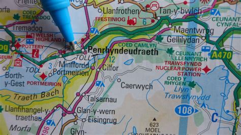 Penrhyndeudraeth Village, Gwynedd - See Around Britain