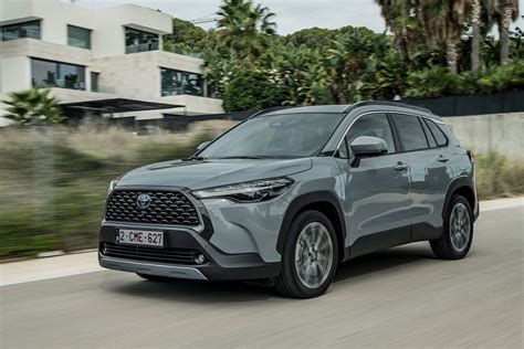 Der Neue Toyota Corolla Cross Autopresse