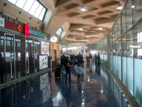 Kansas City Int'l Airport Unveils New Terminal » Exhibit City News