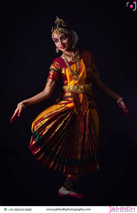 Bharatanatyam Dance Bharatanatyam Arangetram Jaihind Photography ...