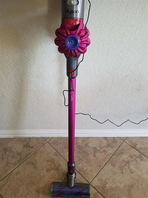 Dyson V7 Motorhead Cordless Stick Vacuum Cleaner Fuchsia 227591 01 Amazon Ca Home