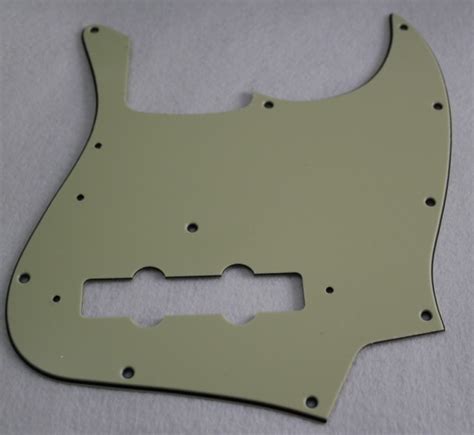 Reissue Jazz Bass Pickguard Mint Green U