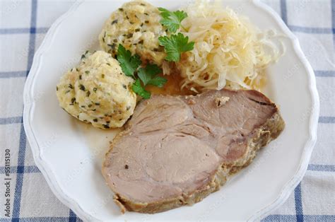 Schweinebraten Mit Kn Del Und Sauerkraut Stock Foto Adobe Stock