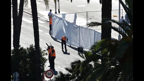 Foto Strage Nizza Il Giorno Dopo Corpi Vittime Ancora Su Promenade