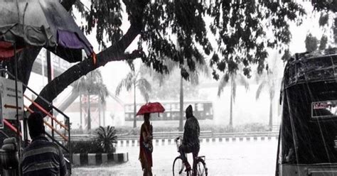 Delhi To Receive Moderate Rainfall Today Imd Issues Orange Alert