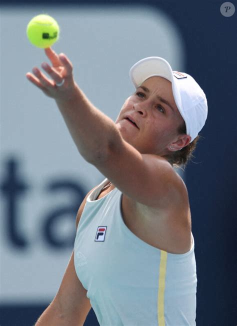 Ashleigh Barty Retraite Surprise Seulement Ans La Num Ro