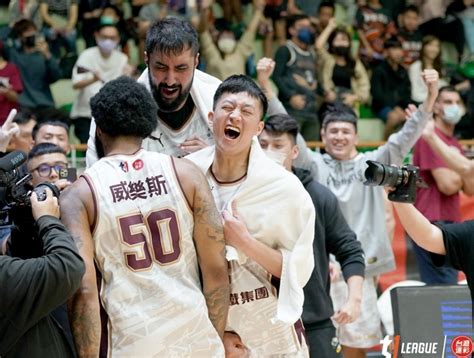 T1》大翻身的台鋼獵鷹7連勝到手 功臣是新洋將威樂斯 自由體育