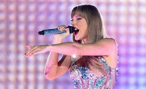 Taylor Swift Explains Why She Changes Her ‘Eras Tour’ Setlist | Us Weekly