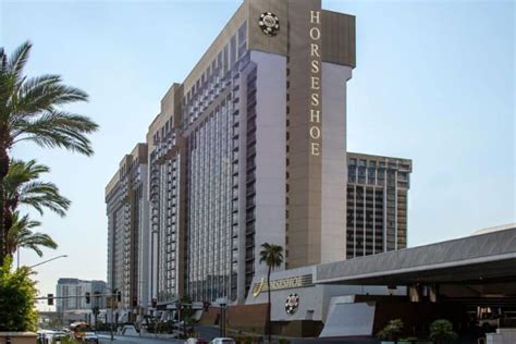 Horseshoe Las Vegas Parking: Map, Fees, Policies