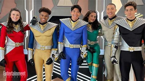 Original Blue Power Ranger Rejoins Cast First Look At Cosmic Fury