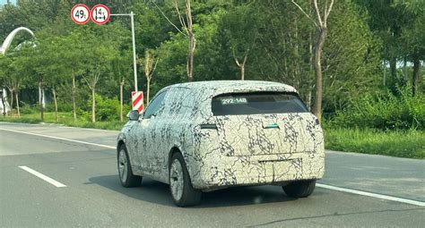 Spy shots: Li Auto's Li L6 spotted on road tests - CnEVPost