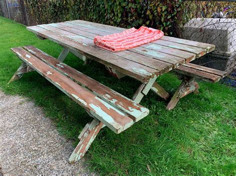 Lot Classic Wood Vintage Picnic Table With Two Benches