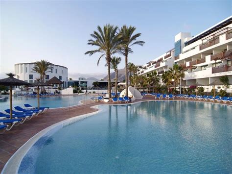 Sandos Papagayo Beach Resort Lanzarote | Holidays to Canary Islands ...