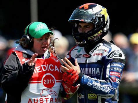 MotoGP Lorenzo Passa Por Cirurgia Bem Sucedida Moto Br