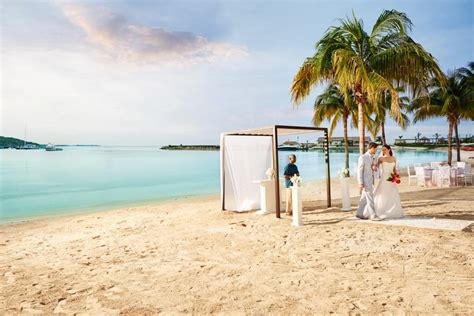 Palace Resorts Destination Weddings - Enchanted Honeymoons