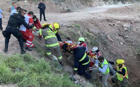 Se Registra Aparatosa Volcadura En Saltillo Hay Ocho Personas Graves