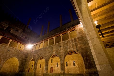 Vista Interior Del Palacio De Los Duques De Braganza Foto Fondos E