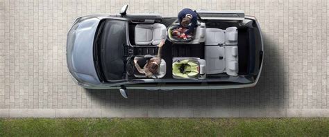 Get A Luxury Minivan With The Honda Odyssey