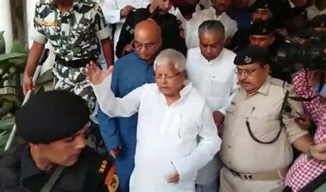 Fodder Scam Lalu Yadav Appears In Ranchi Cbi Court National News