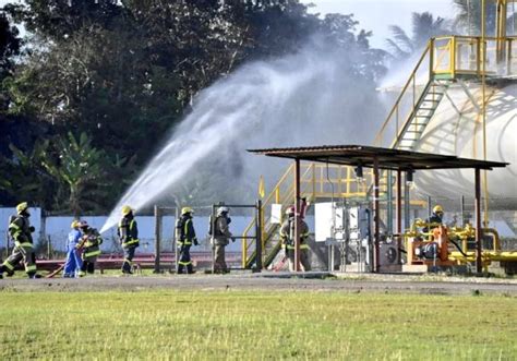 Participa D Az Canel En Ejercicio Meteoro En Planta De Gas