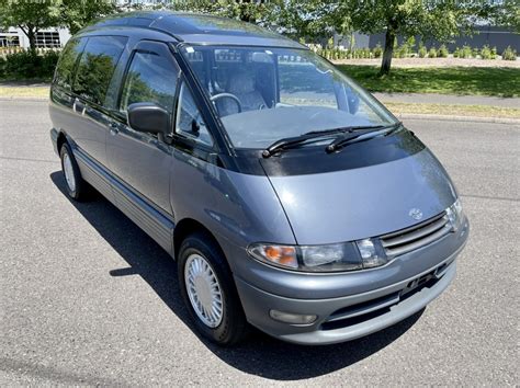 Boeki Usa Llc Used 1993 Blue Metallic Toyota Estima Lucida X High