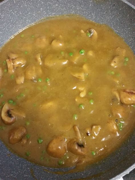 A Keen Cook Homemade Chinese Takeaway Style Chicken And Mushroom Curry