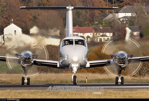 Beechcraft B200 Super King Air Large Preview AirTeamImages