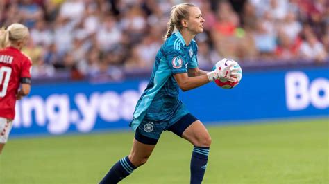 DFB Frauen Titelreife auf dem Prüfstand