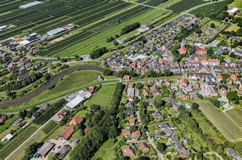 Estebr Gge Von Oben Ortsansicht In Estebr Gge Und Moorende Im Alten