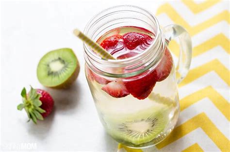 Easy And Flavorful Infused Waters To Help You Stay Hydrated Yuri