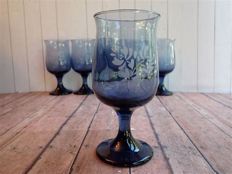 Vintage Pfaltzgraff Yorktowne Blue Wine Glass Set Of Etched Flower