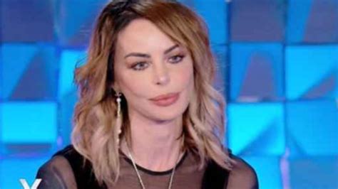 Verissimo Nina Moric Ho Tentato Il Suicidio Per La Solitudine