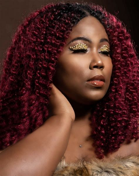 Check Out Chrisy Chris’ Story - Voyage Memphis Magazine