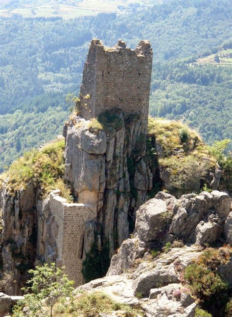 Le Château de Rochebonne dans l Ardèche Saint Martin de Valamas