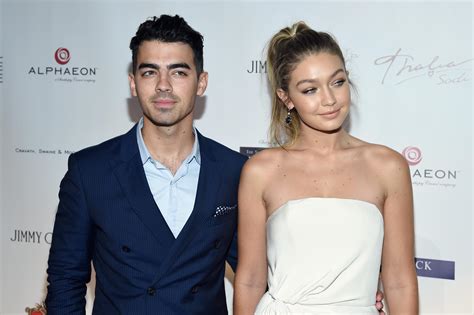 Joe Jonas Girlfriends List Who The Star Dated Before Sophie Turner