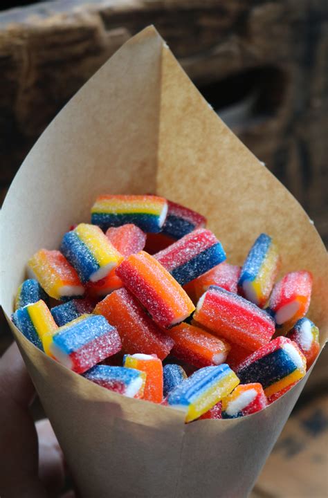 Sour Rainbow Straws, 4 oz. | Shane Confectionery