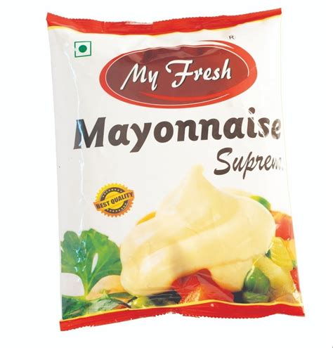 Cream 1Kg Mayonnaise Supreme For Salads Packaging Type Packet At