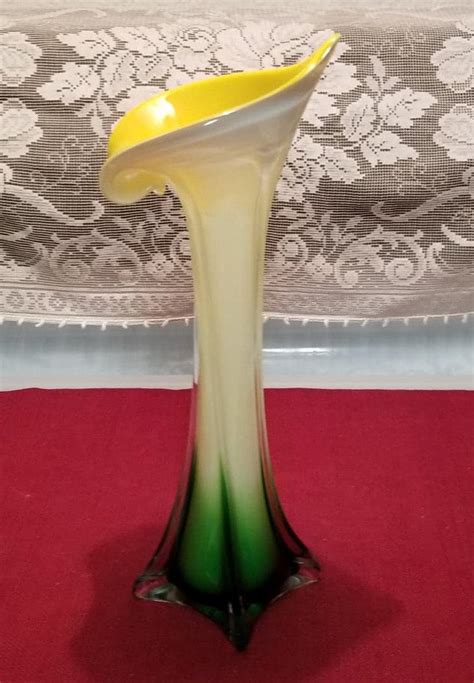 Vintage Murano Art Glass Tulip Bud Vase Yellow With Green Base Etsy