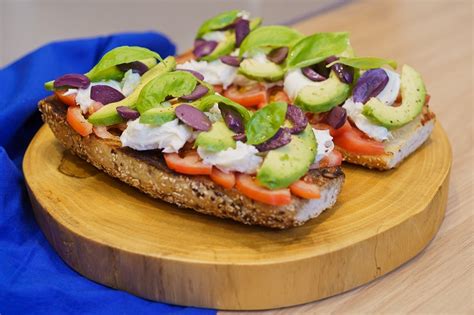 Bruschetta Caprese Band Receitas