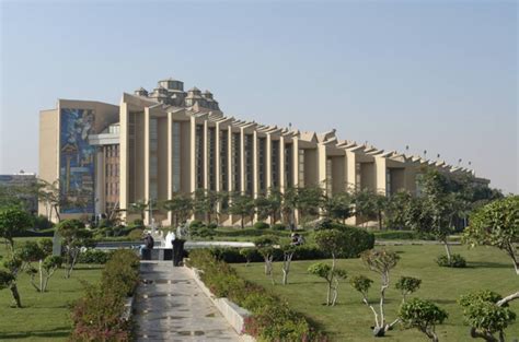 Misr University For Science And Technology Must Koleyat