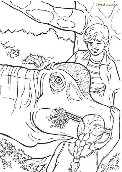 Coloriage De Jurassic World Mignon Avec Tête à Modeler