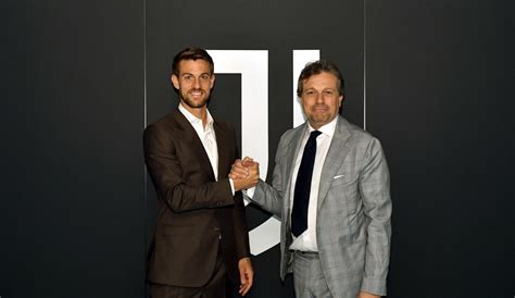 Daniele Rugani Rinnova Con La Juventus Fino Al 2026 Juventus