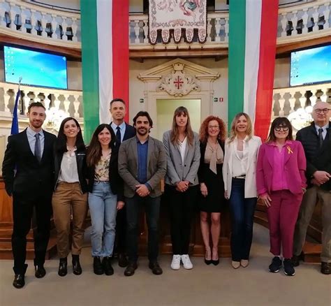 In Sala Del Tricolore Un Team Di Esperti Al Convegno Per L Endometriosi